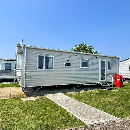 Superb 6 Berth Caravan At St Osyth Beach, Near Clacton-On-Sea Ref 28008Mc Exterior photo