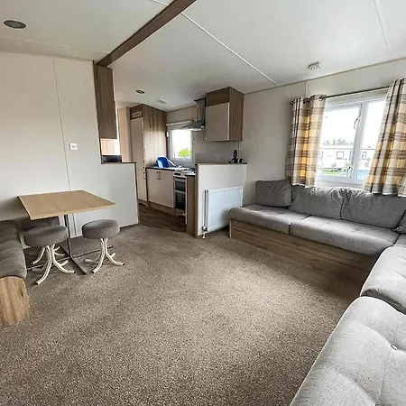 Superb 6 Berth Caravan At St Osyth Beach, Near Clacton-On-Sea Ref 28008Mc Exterior photo